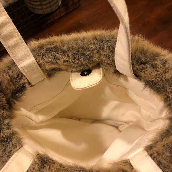 Bath and Body Works Mini tote ❄️ - Picture 4 of 5